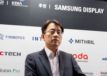 '칩플레이션'에 디스플레이 업황 경고등…삼성D·LGD "기술·투자로 정면 승부"