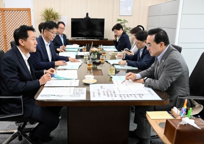 오세훈, 기획예산처장관 만나 "노후 기반시설 재정 지원 필요"