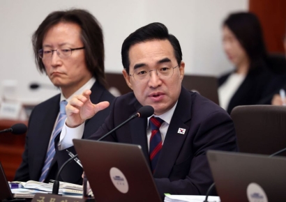 [속보]박홍근 "내년 예산, 역대 최대 12.8% 증가한 820조9000억"