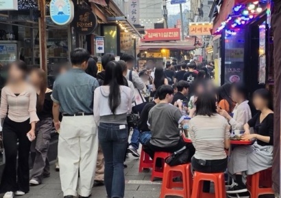"포장마차서 시원한 맥주에 김치·해물전은 못 참지"…세계서 가장 멋진 동네 1위 차지한 '이곳'