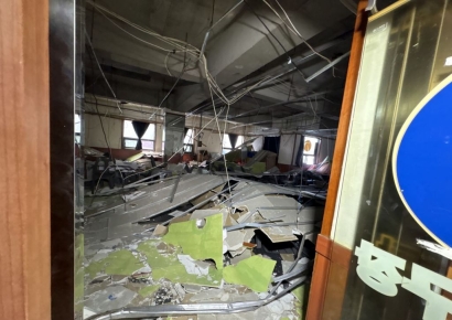 38 sustain minor injuries in "Daegu ceiling collapse"... Police form dedicated investigation team (comprehensive)