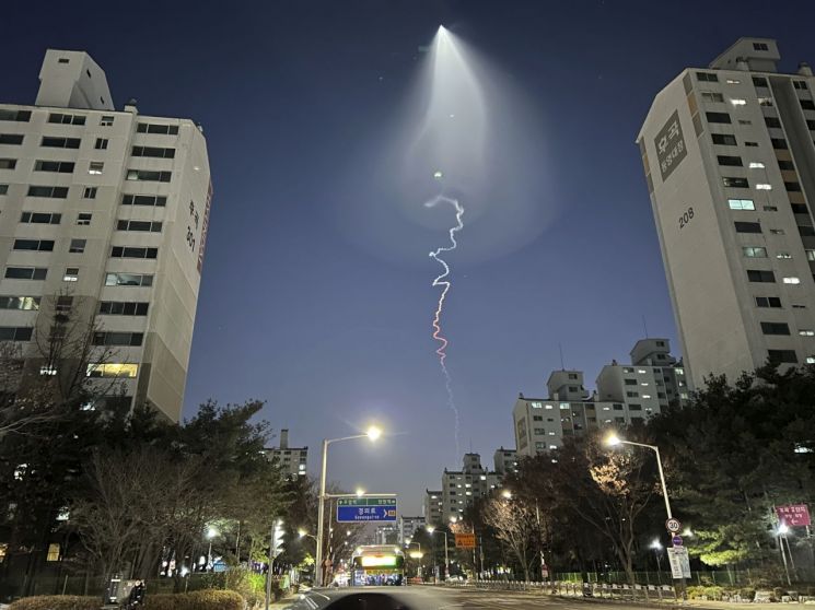 [뉴스속 용어]UFO·UAP 조사하는 '모든 영역 이상현상 조사국(AARO)'